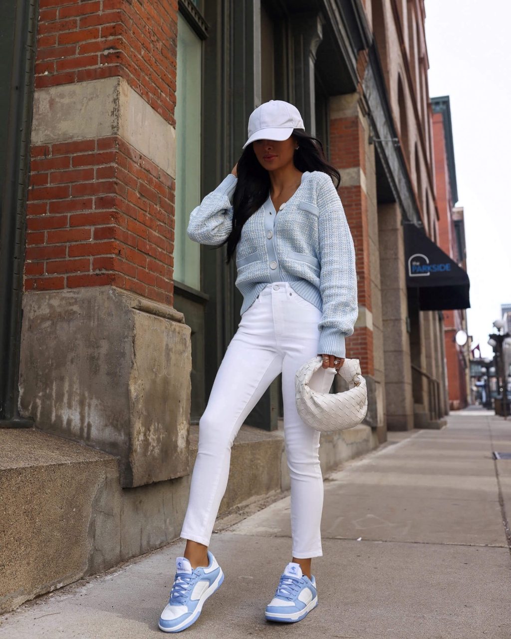 Fashion-blogger-spring-walmart-outfit.jpg