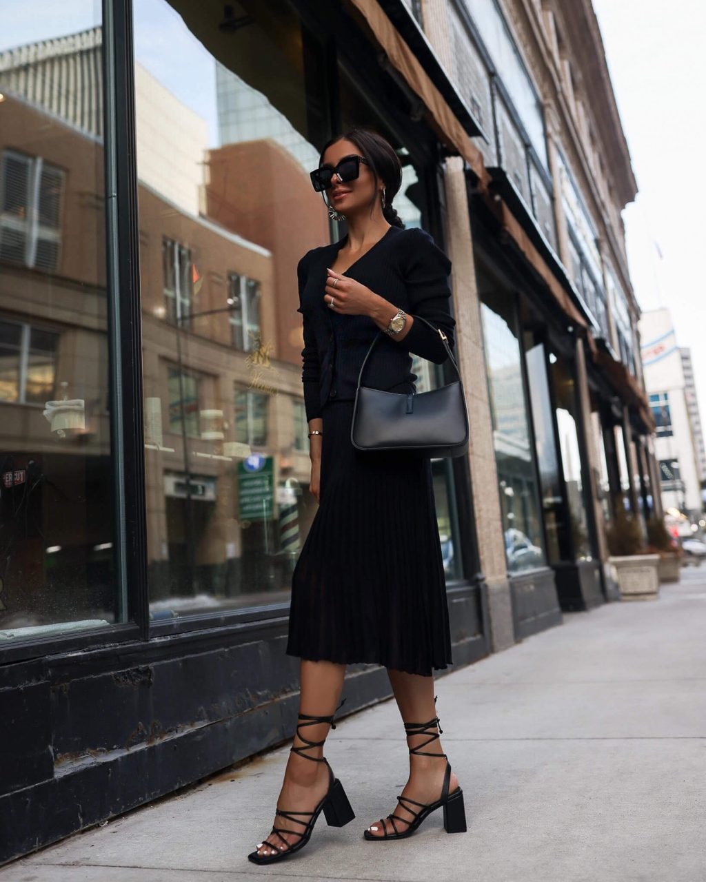 Fashion-blogger-walmart-scoop-spring-outfit-ideas.jpg