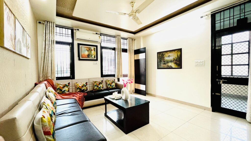 3 BHK 2ND FLOOR JAIPUR. LIVING