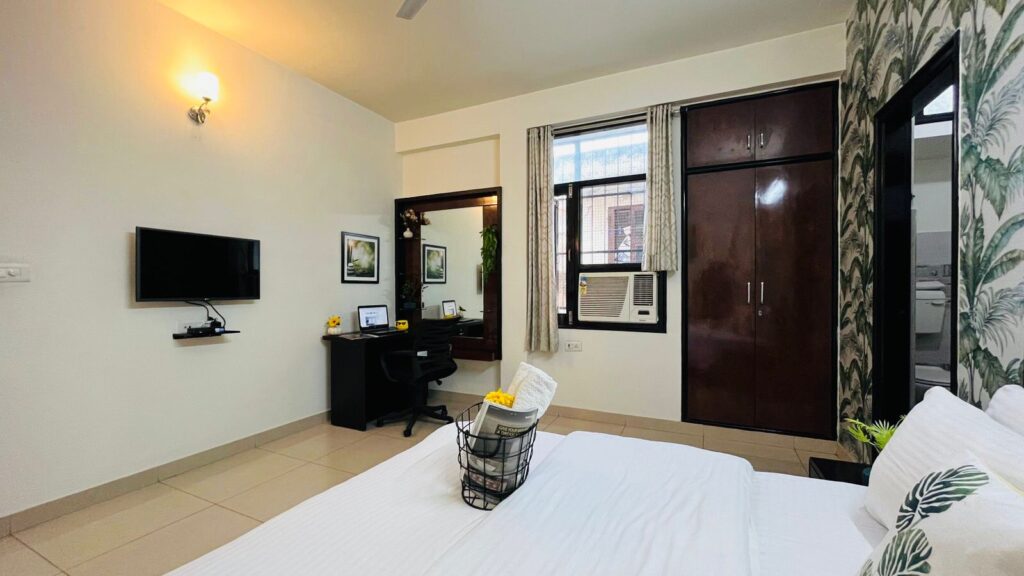 401 3rd floor bedroom 1 jaipur