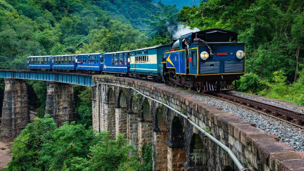 mountain-railway-in-india
