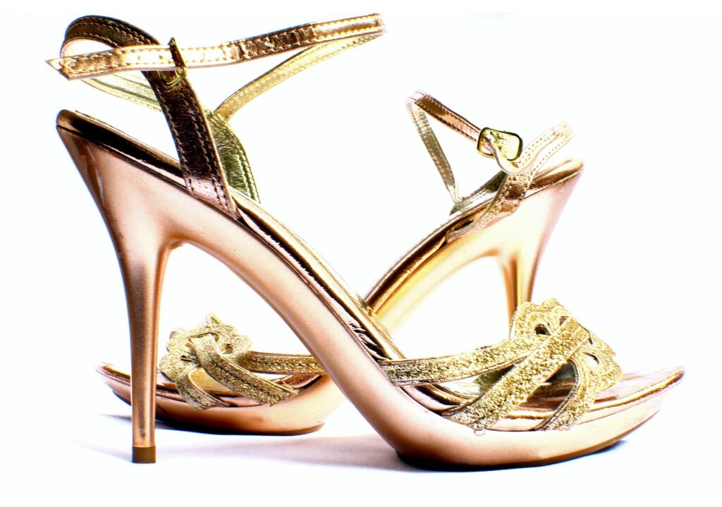 sandal-669372_1280