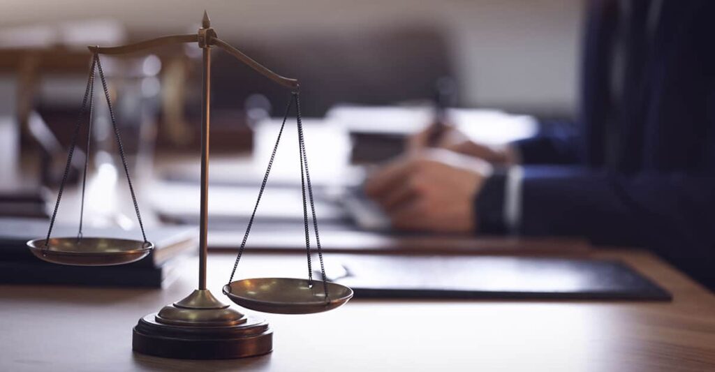 tax-lawyer