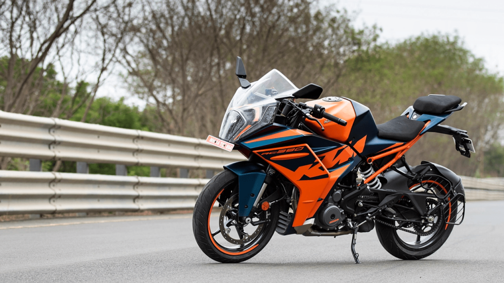 KTM RC 390-min